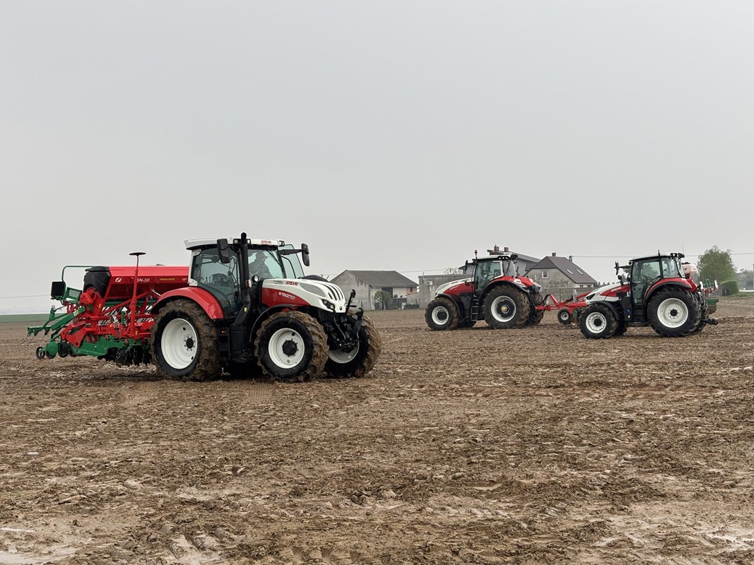 Agro-Rami z premierą ciągników Steyr Plus i siewników Agro-Masz