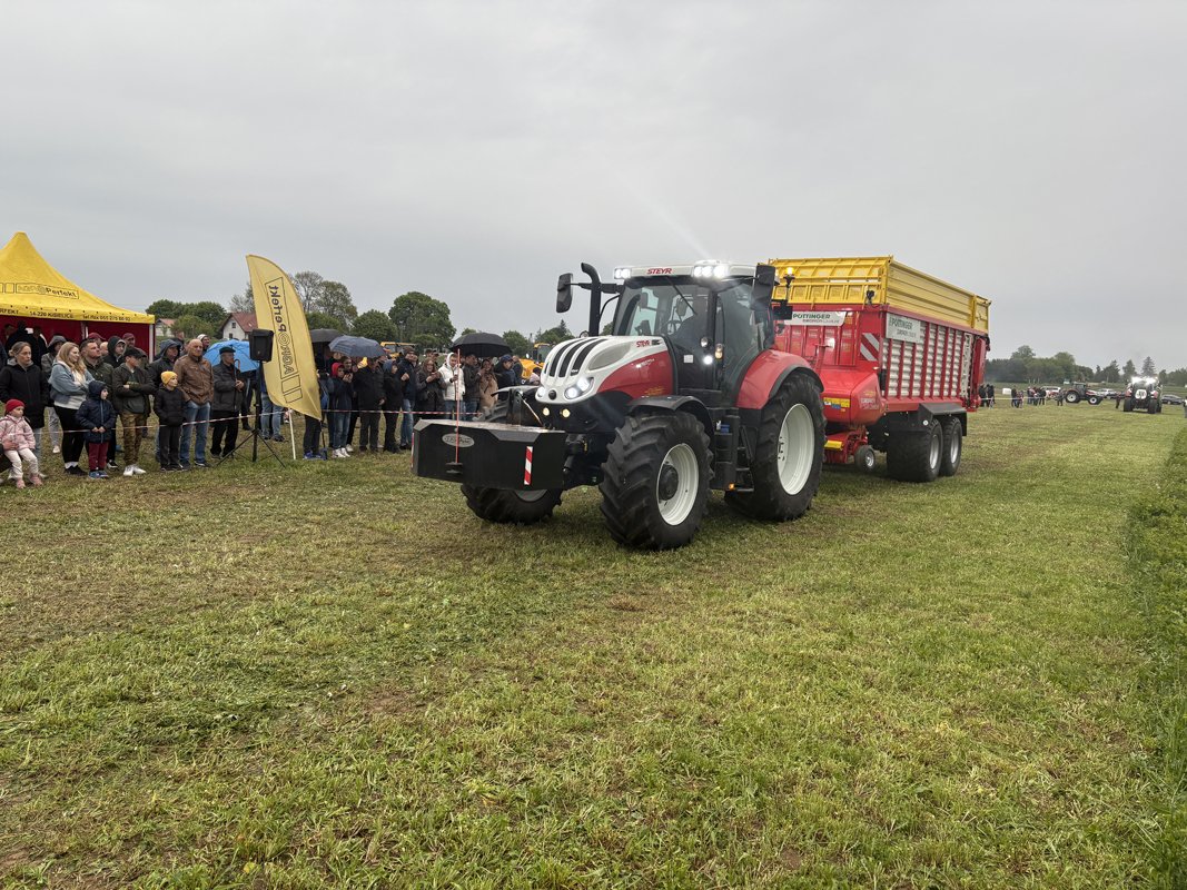 Agroperfekt stawia na innowacje – Demo Tour 2025 z ciągnikami Steyr
