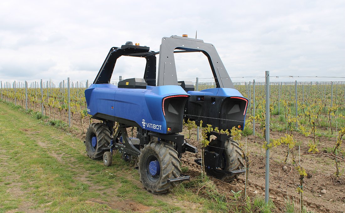 Robot Vitibot Bakus